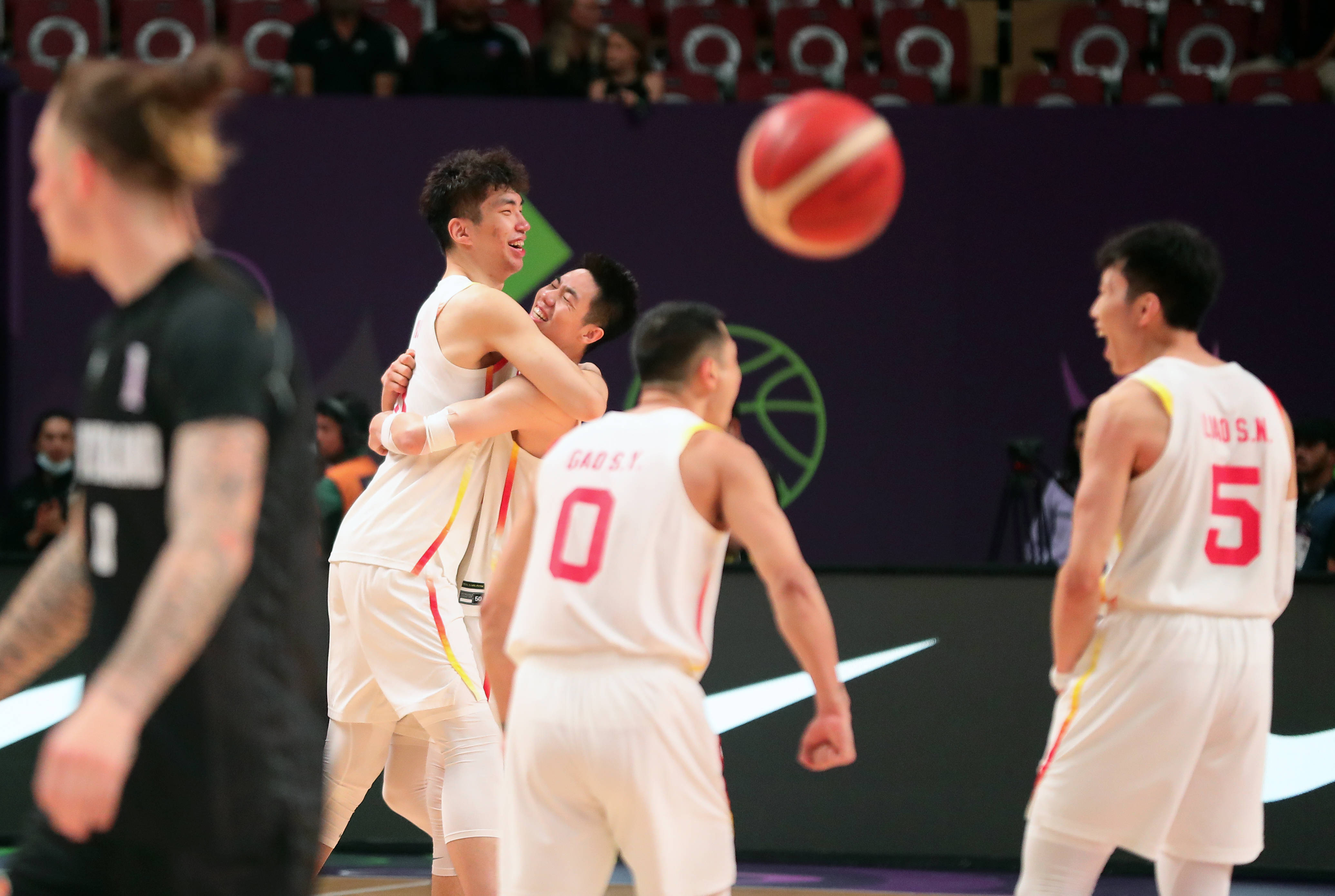 亚洲杯赛上的喜人表现,中国队晋级四强的简单介绍 亚洲杯赛上的喜人表现,中国队晋级四强的简单介绍