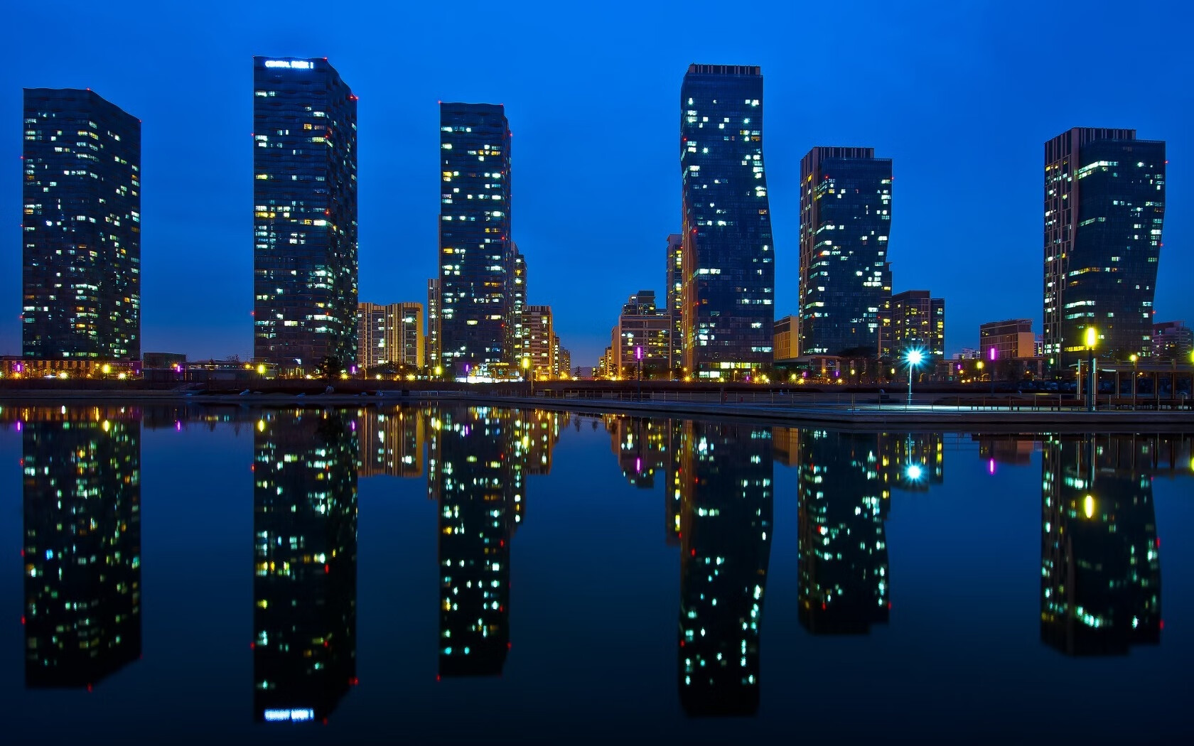 意甲焦点战之夜，保罗的闪耀独舞，点燃绿茵激情