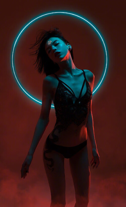 今夜，两个扑救同时发生，库尔图瓦的指尖与瑞典的绝杀